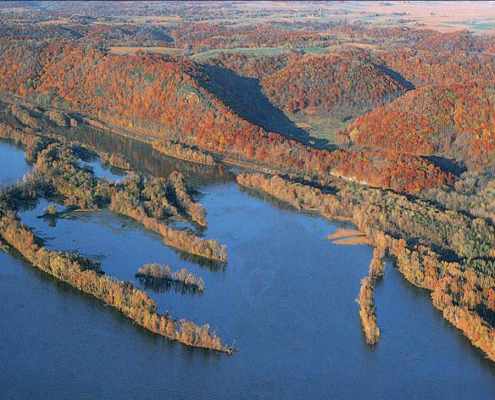 Aerial photo of Mississippi River and surrounding land in autumn