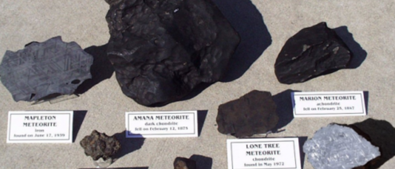 Photo of meteorites found in Iowa